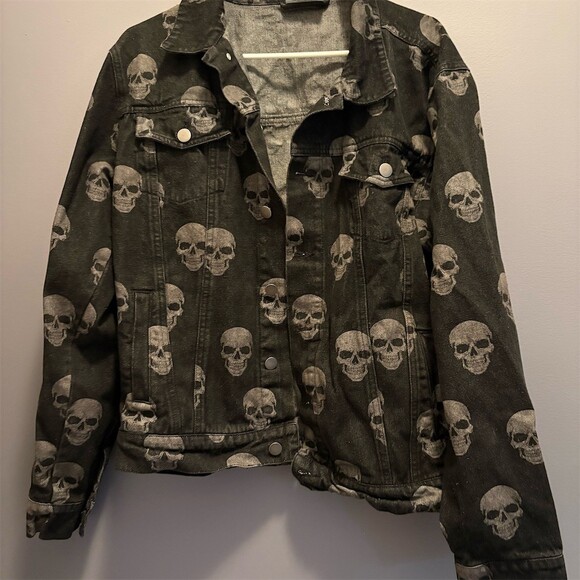 HOWL O SCREAM Other - Busch Gardens Howl-O-Scream Jacket Mens L Black Skull Print Halloween